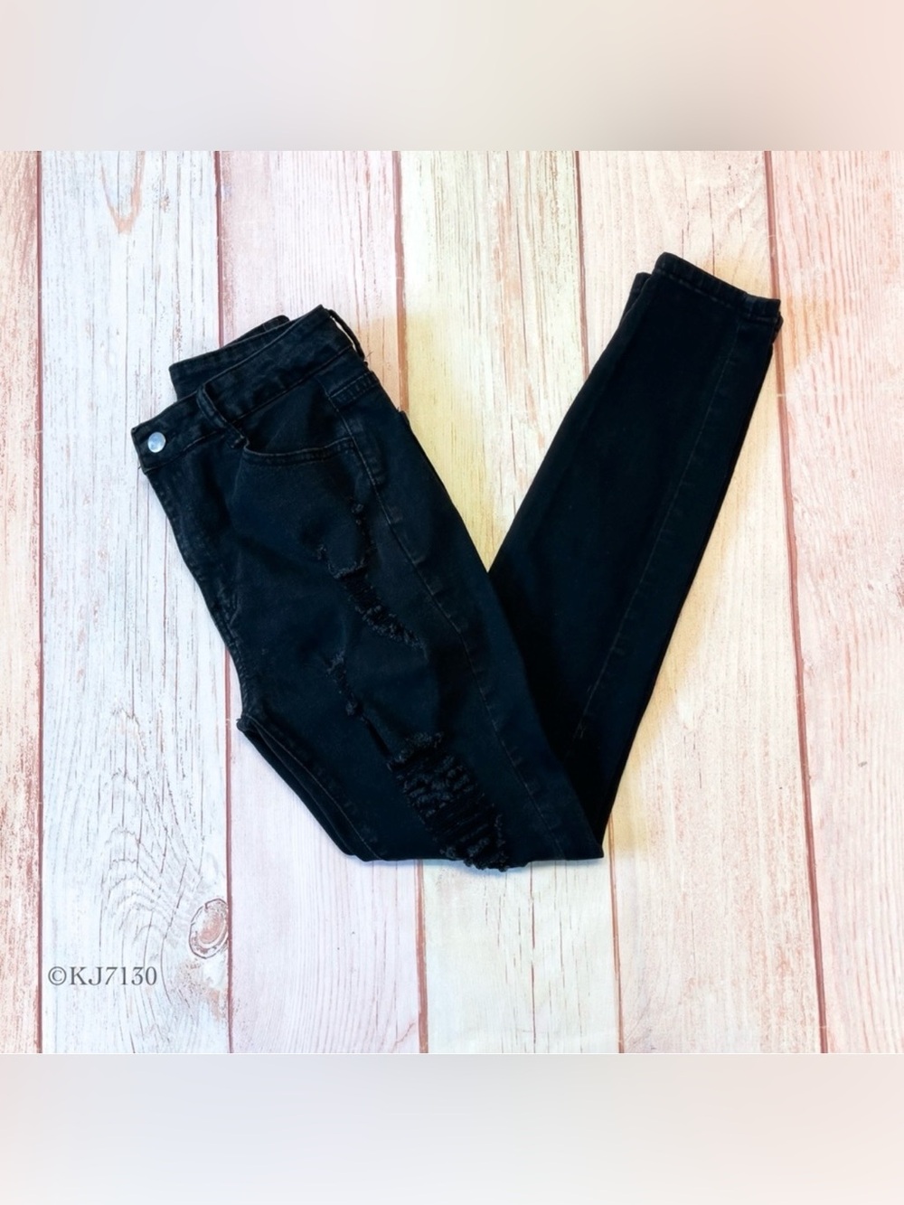 Women’s Black High Rise Skinny Destructed Denim Jeans Size Medium